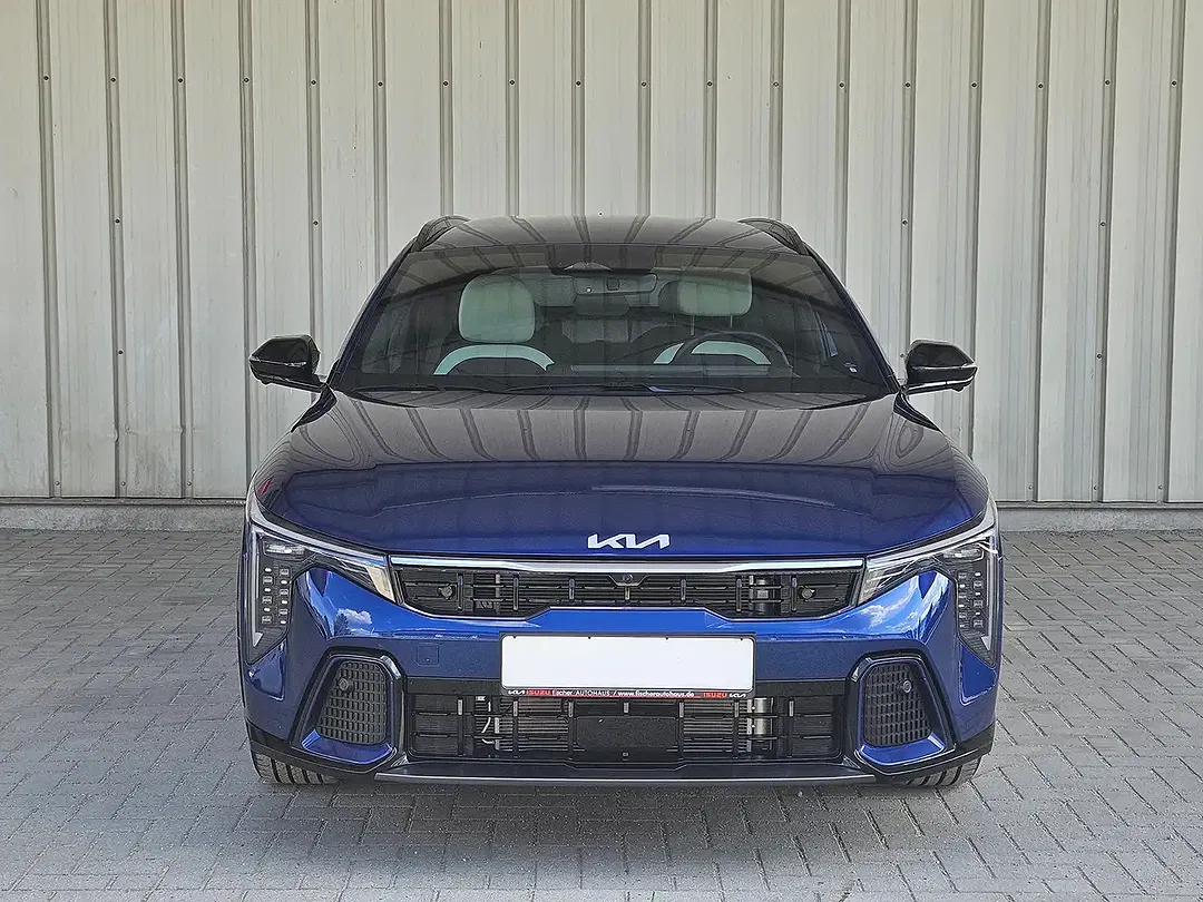 Kia K4 - Thumbnail 2