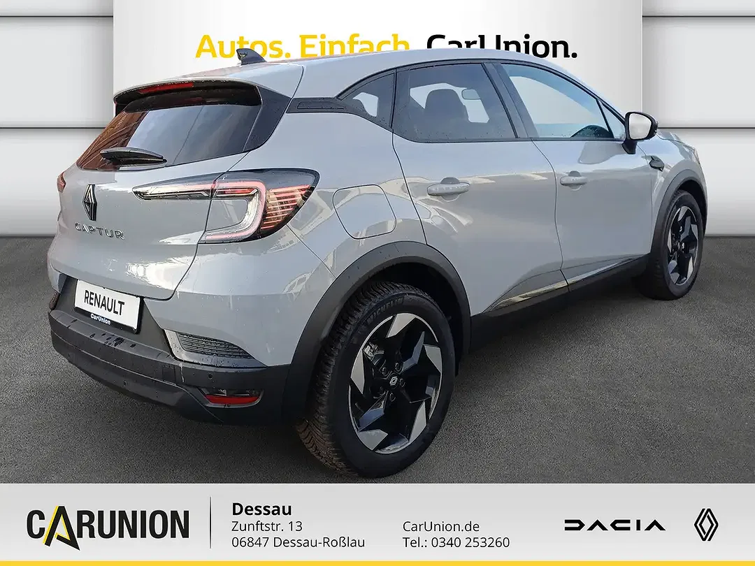 Renault Captur - Thumbnail 4