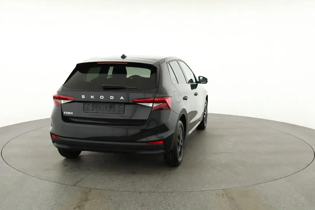 Skoda Fabia - Thumbnail 14