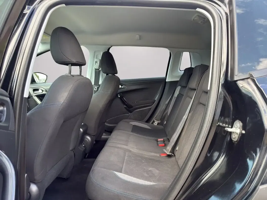 Peugeot 2008 - Thumbnail 16