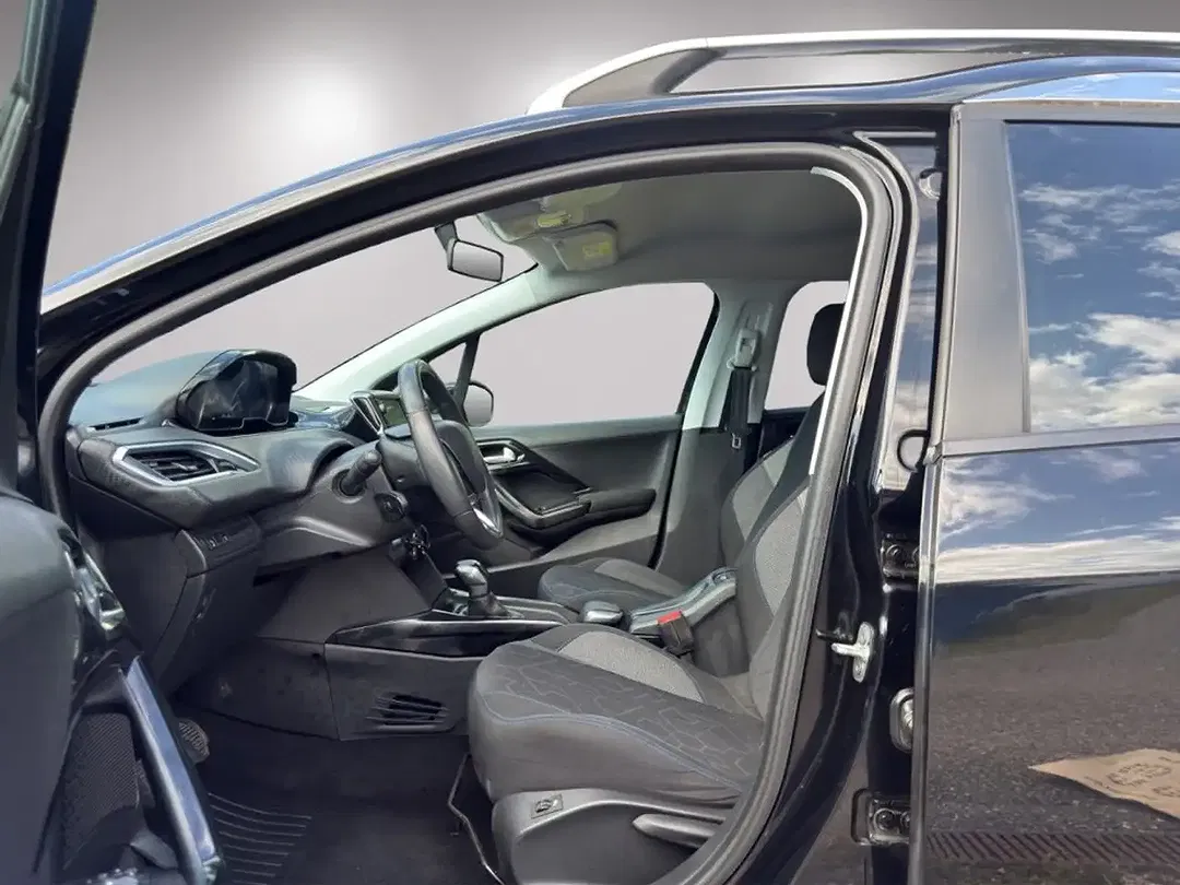 Peugeot 2008 - Thumbnail 7