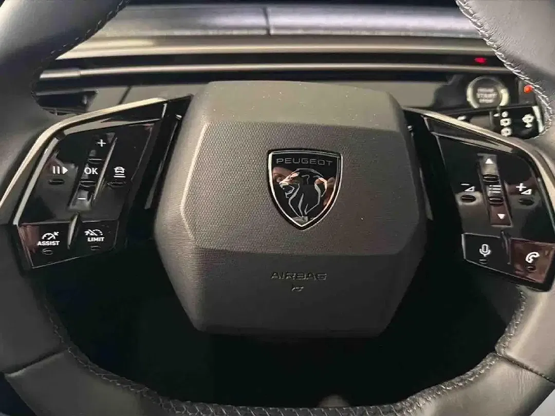 Peugeot 5008 - Thumbnail 12