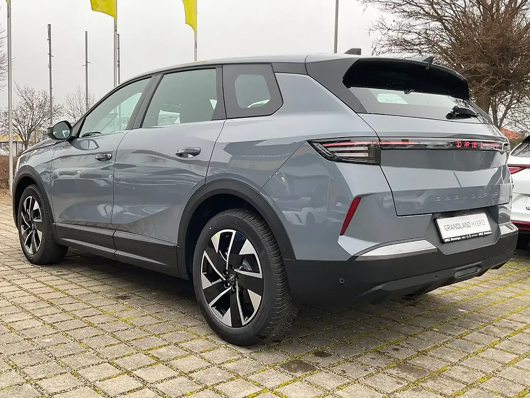 Opel Grandland - Thumbnail 4