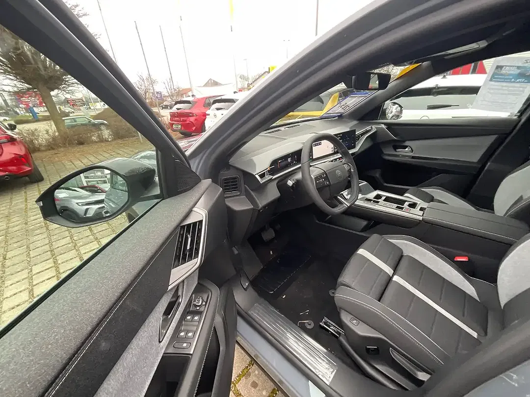 Opel Grandland - Thumbnail 8