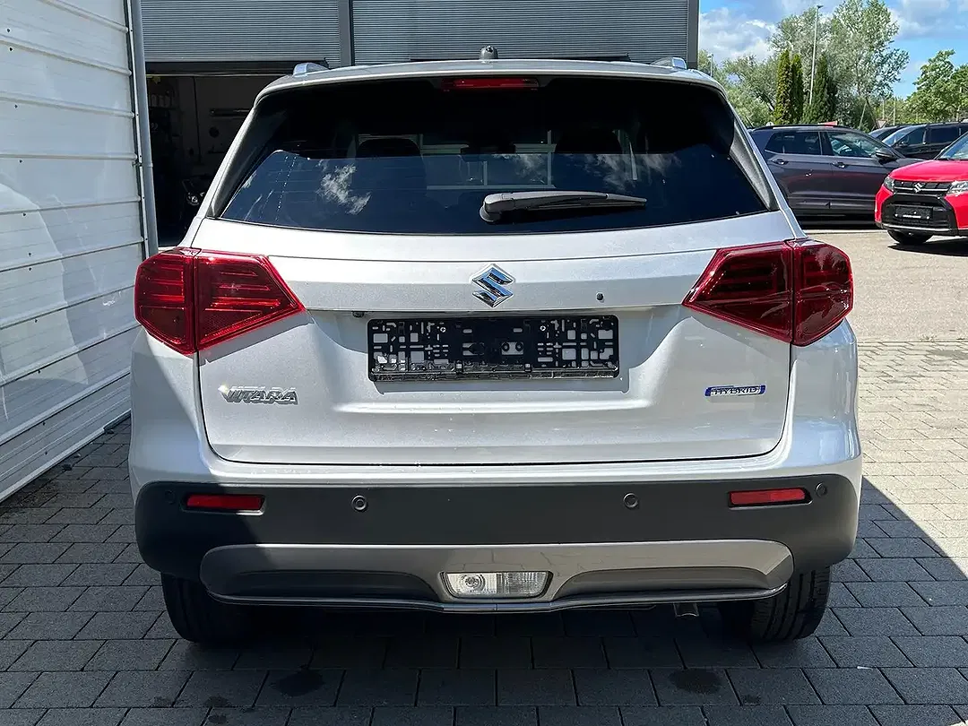Suzuki Vitara - Thumbnail 5