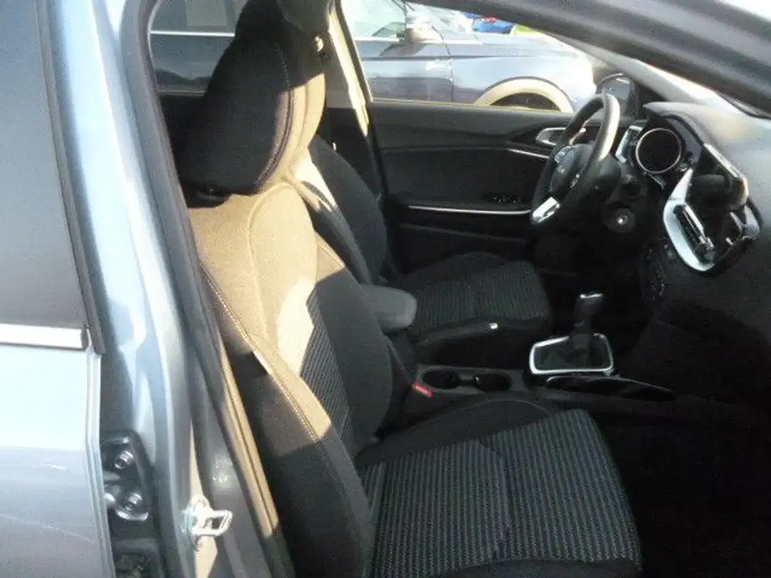 Kia Ceed / cee'd - Thumbnail 12