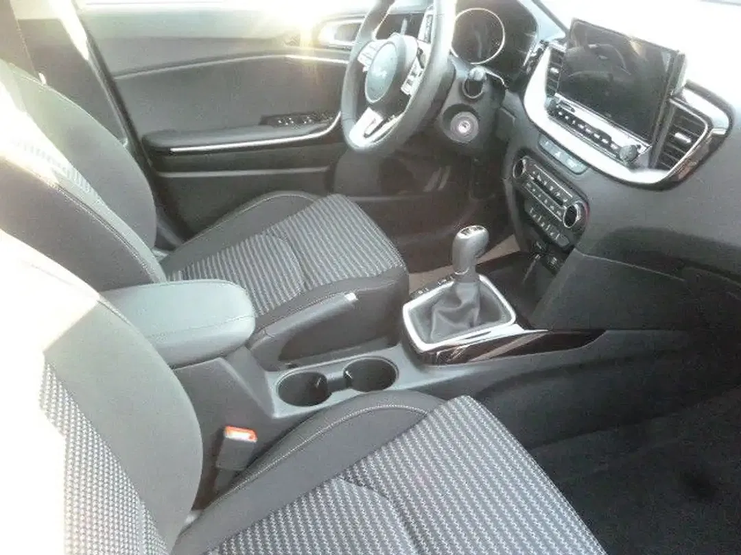 Kia Ceed / cee'd - Thumbnail 15