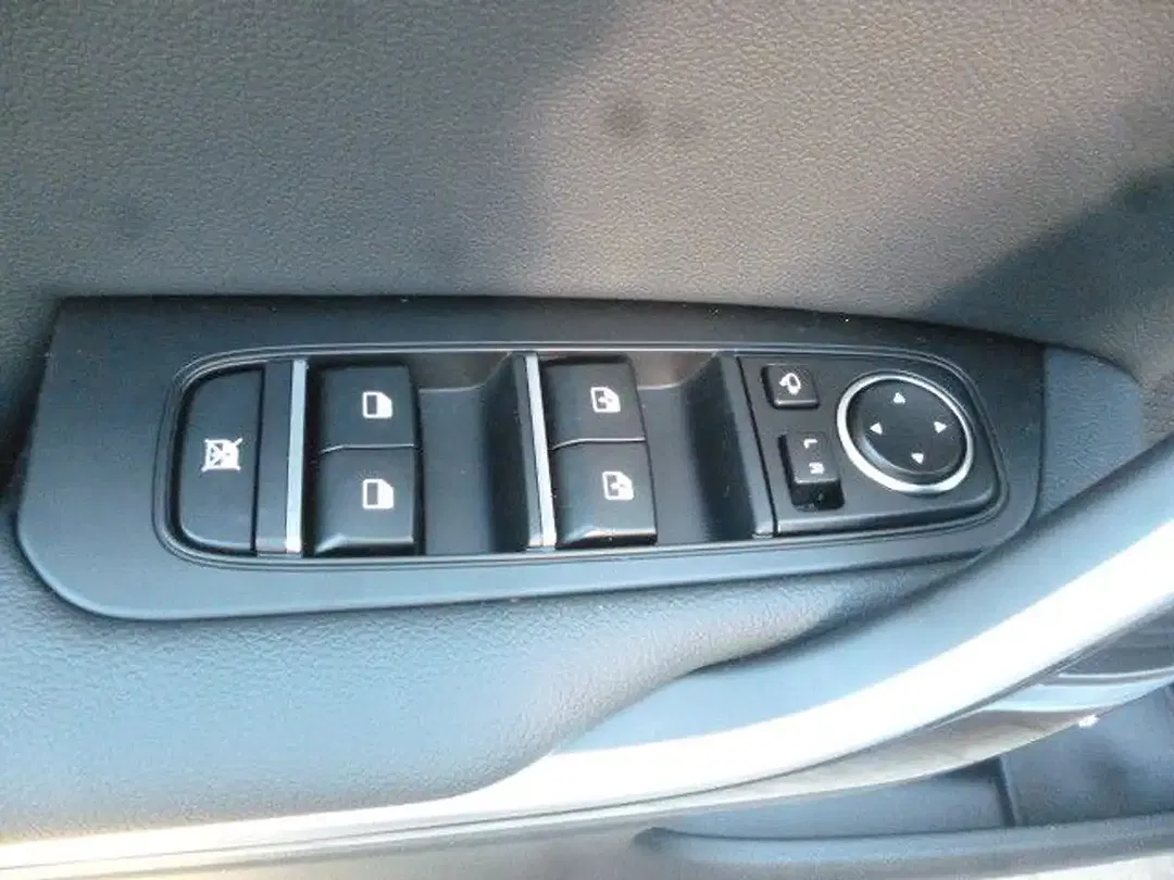 Kia Ceed / cee'd - Thumbnail 4