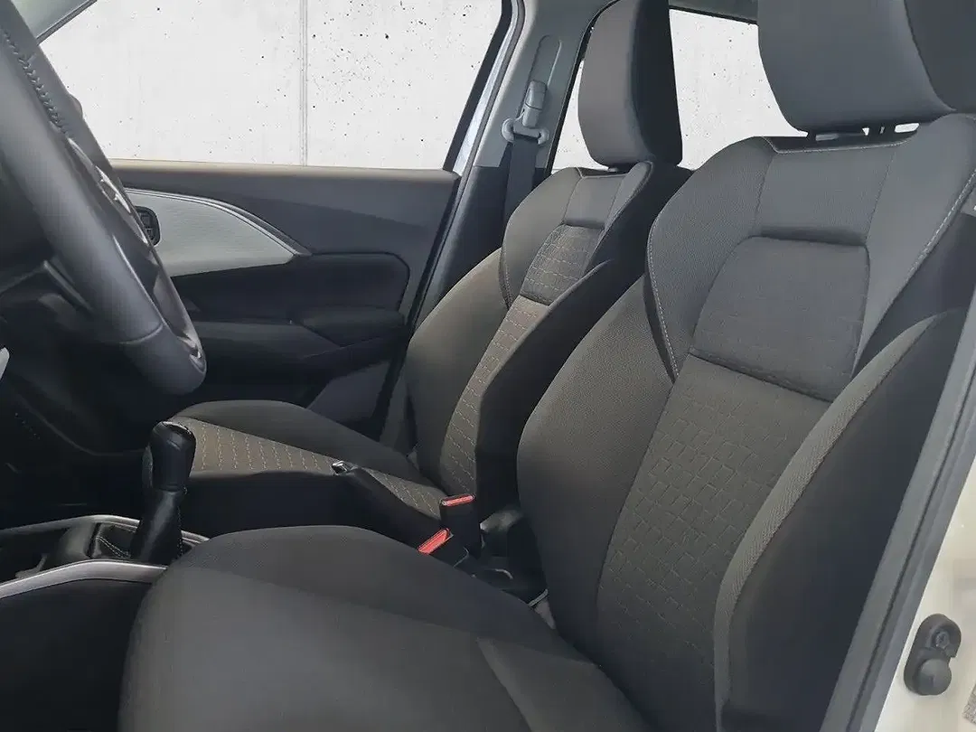 Suzuki Swift - Thumbnail 6