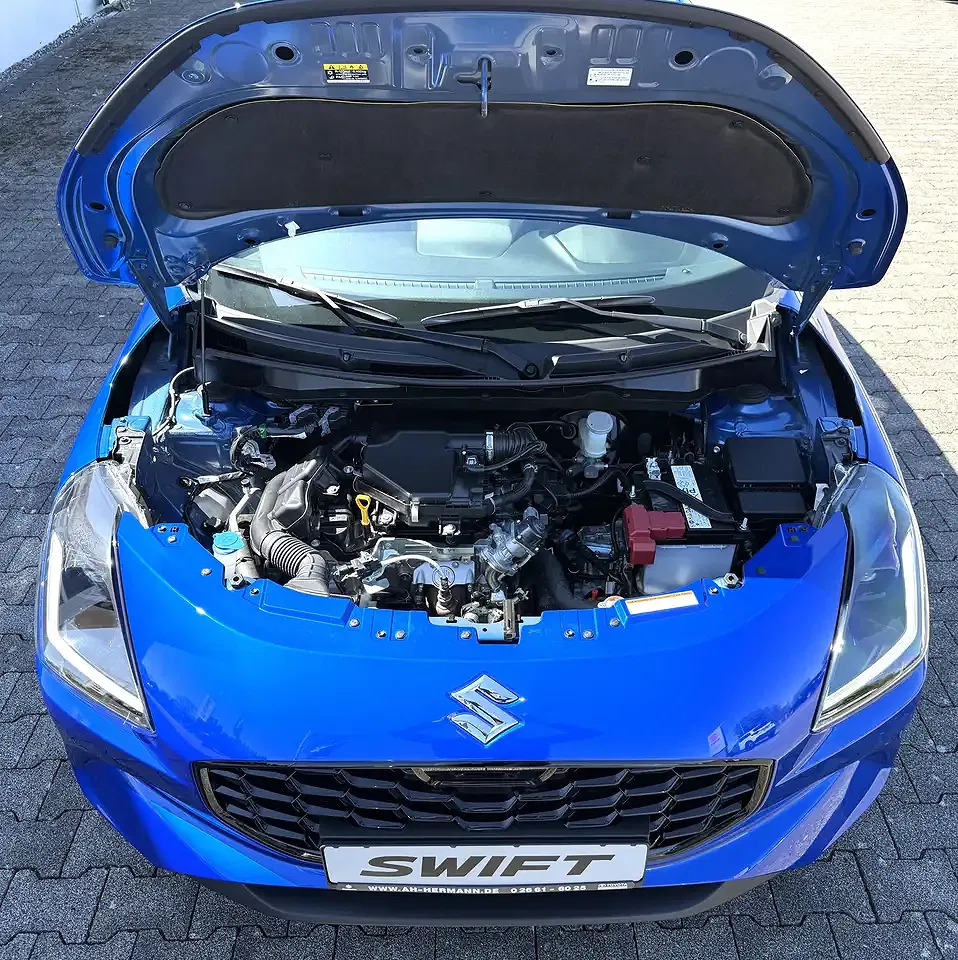 Suzuki Swift - Thumbnail 14