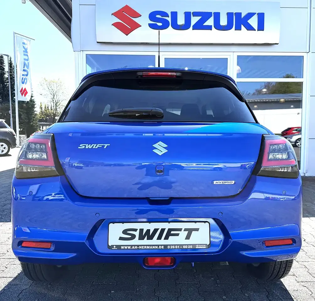 Suzuki Swift - Thumbnail 6