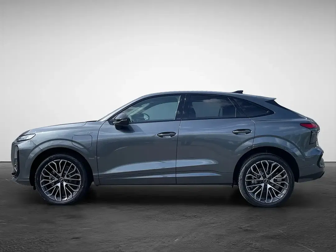 Audi Q3 - Thumbnail 2