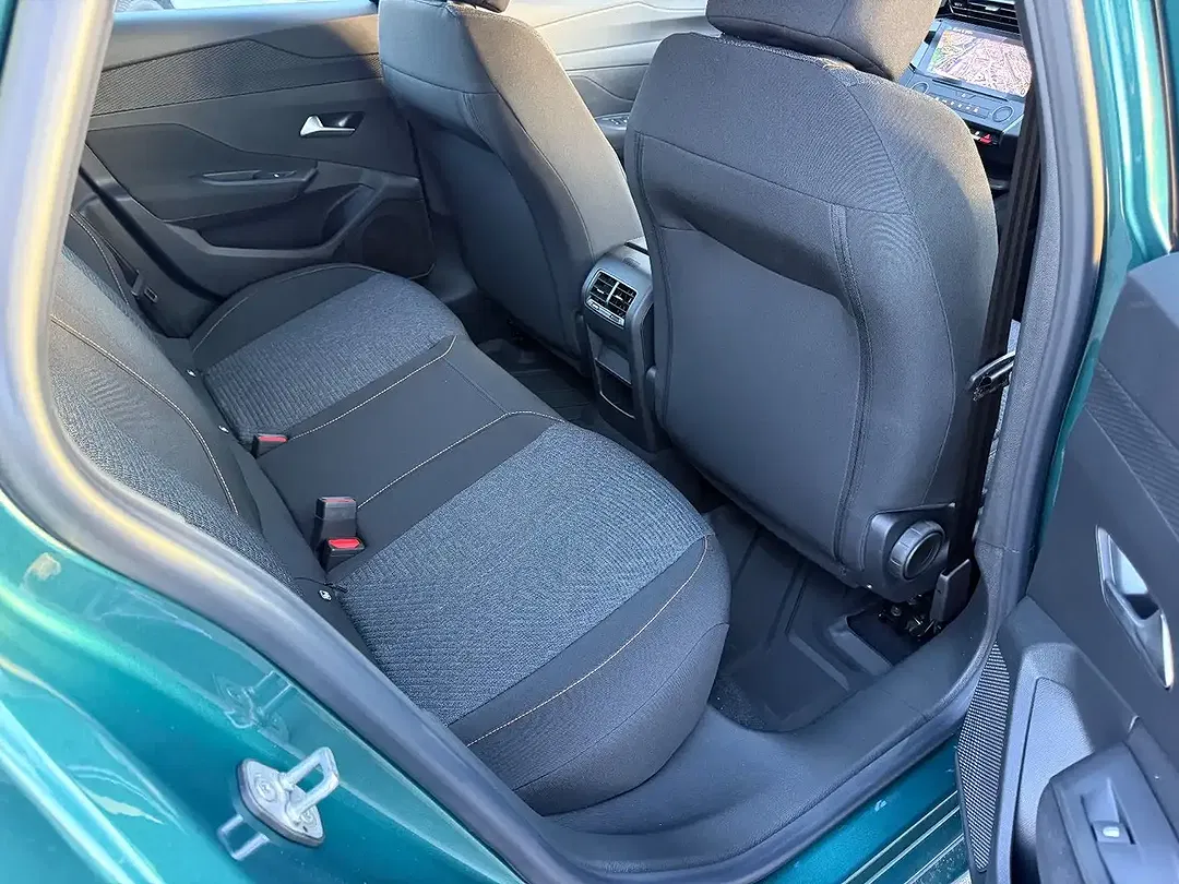 Peugeot 308 - Thumbnail 18