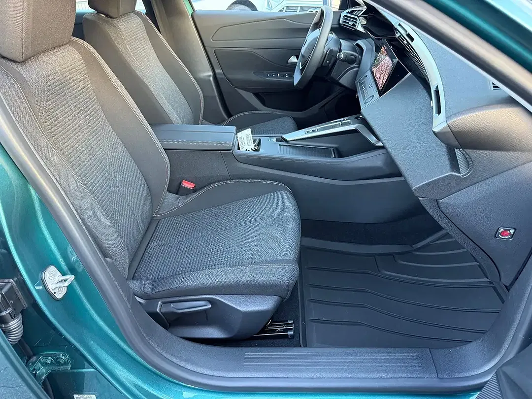 Peugeot 308 - Thumbnail 21