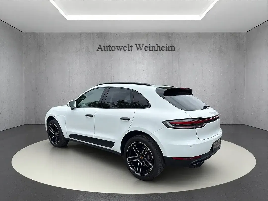 Porsche Macan - Thumbnail 6