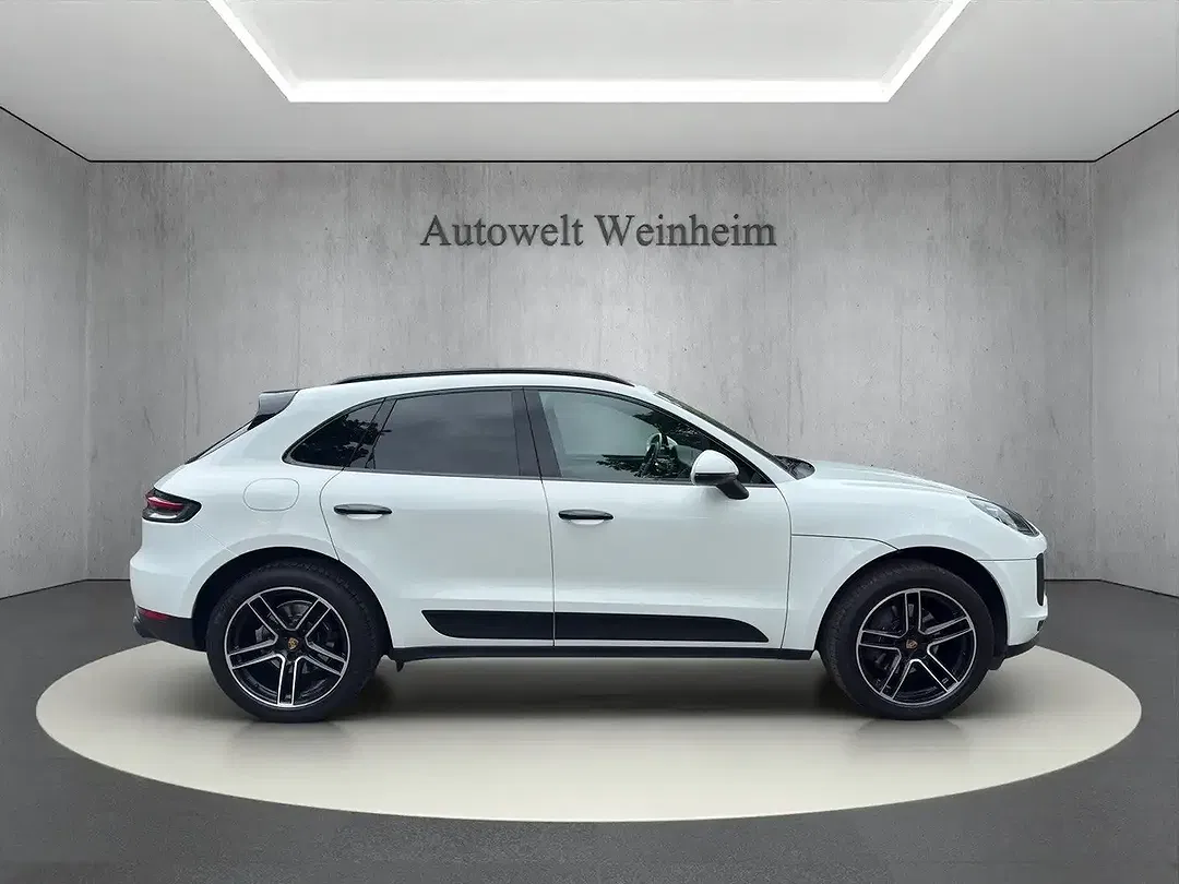 Porsche Macan - Thumbnail 8