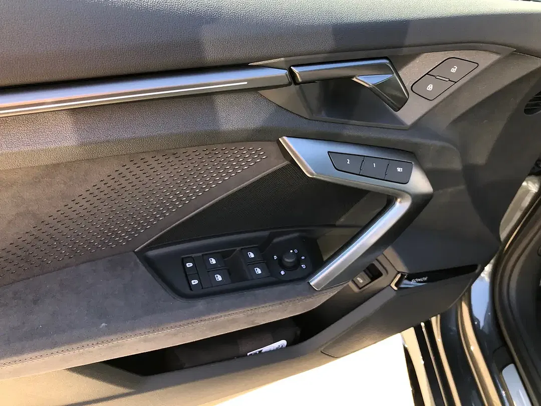 Audi RS3 - Thumbnail 13