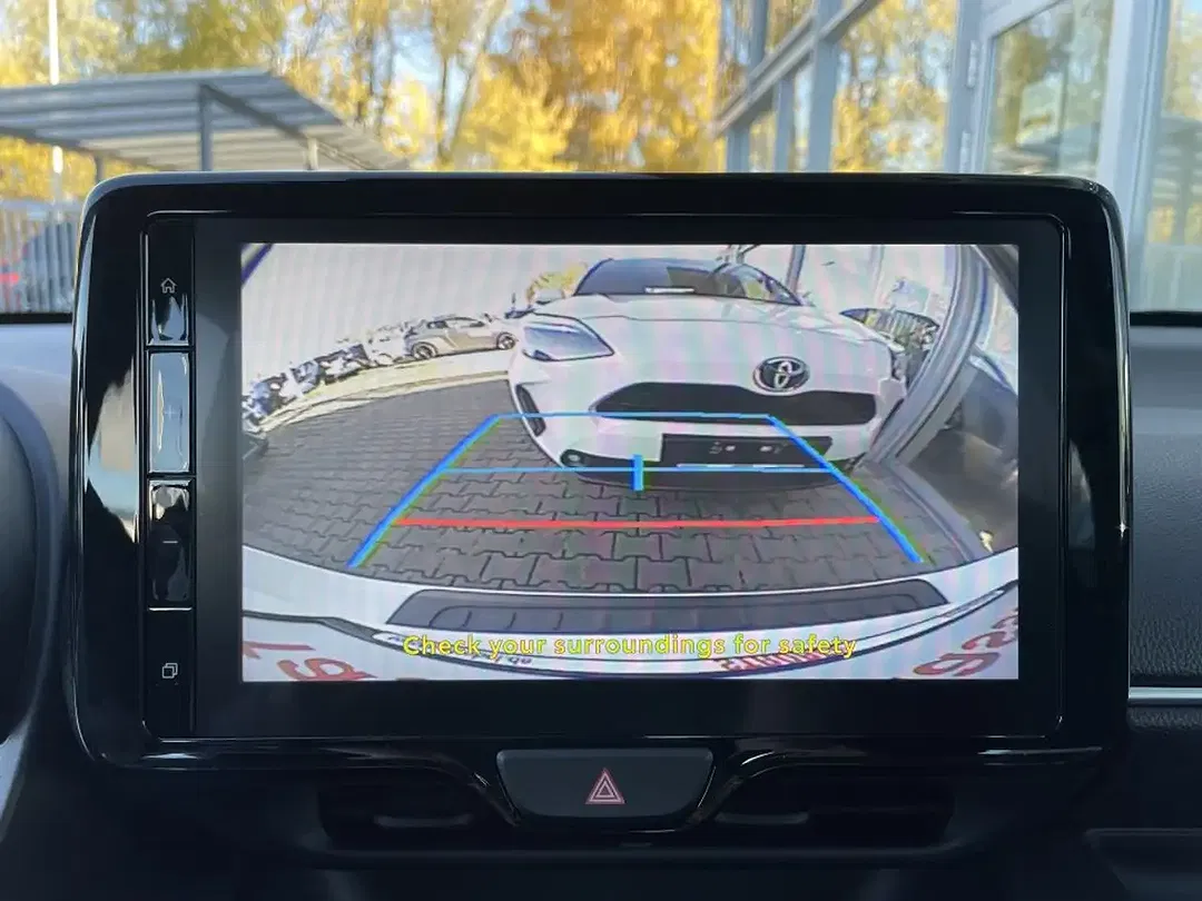 Toyota Yaris - Thumbnail 12