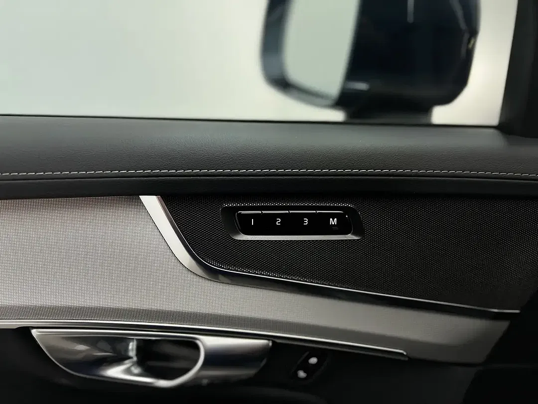 Volvo XC90 - Thumbnail 13