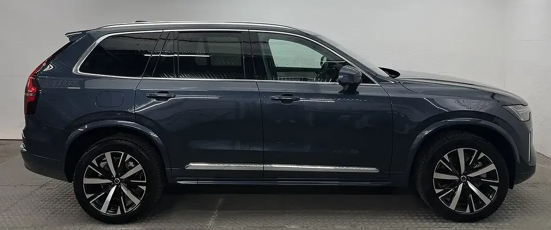 Volvo XC90 - Thumbnail 5