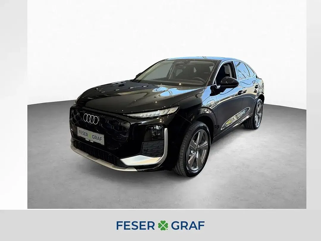 Audi Q3 - Thumbnail 1