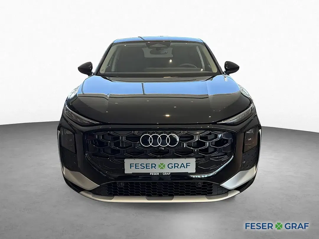 Audi Q3 - Thumbnail 2