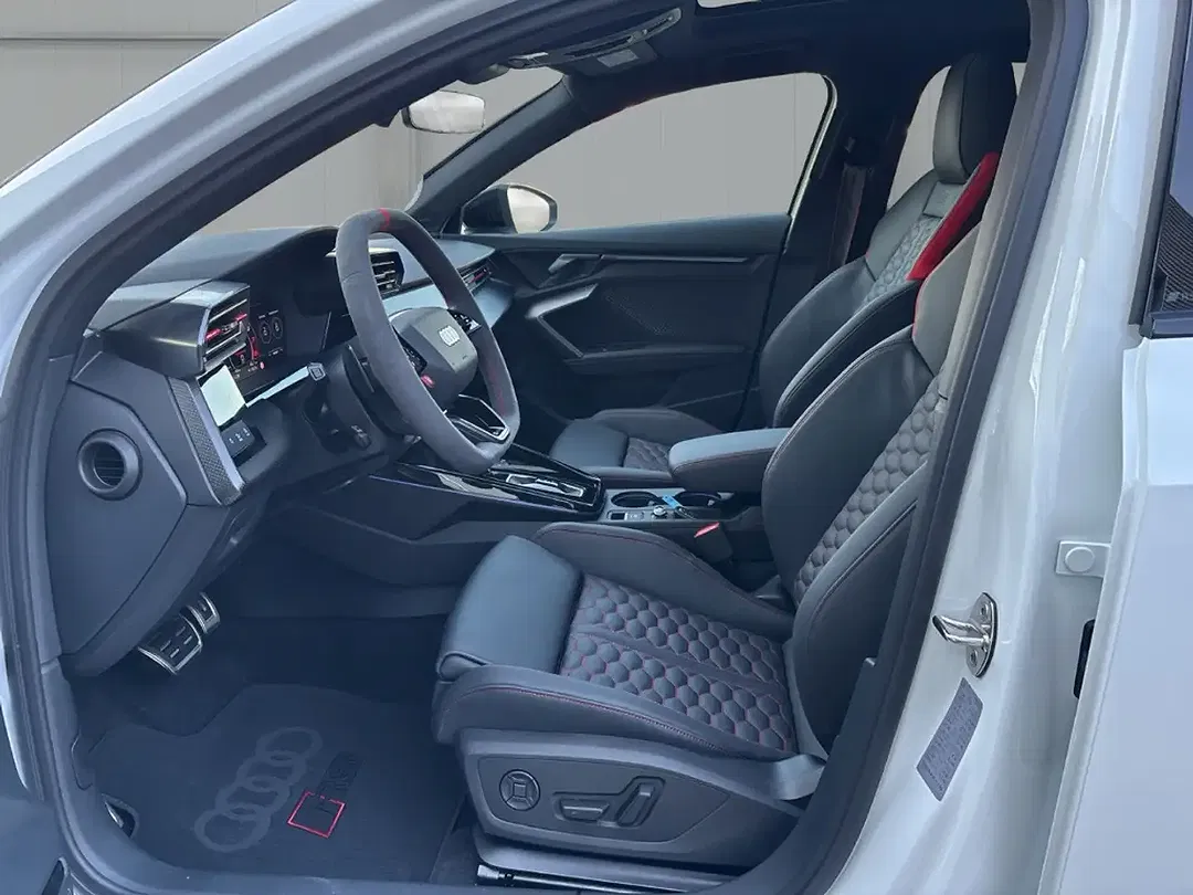 Audi RS3 - Thumbnail 10