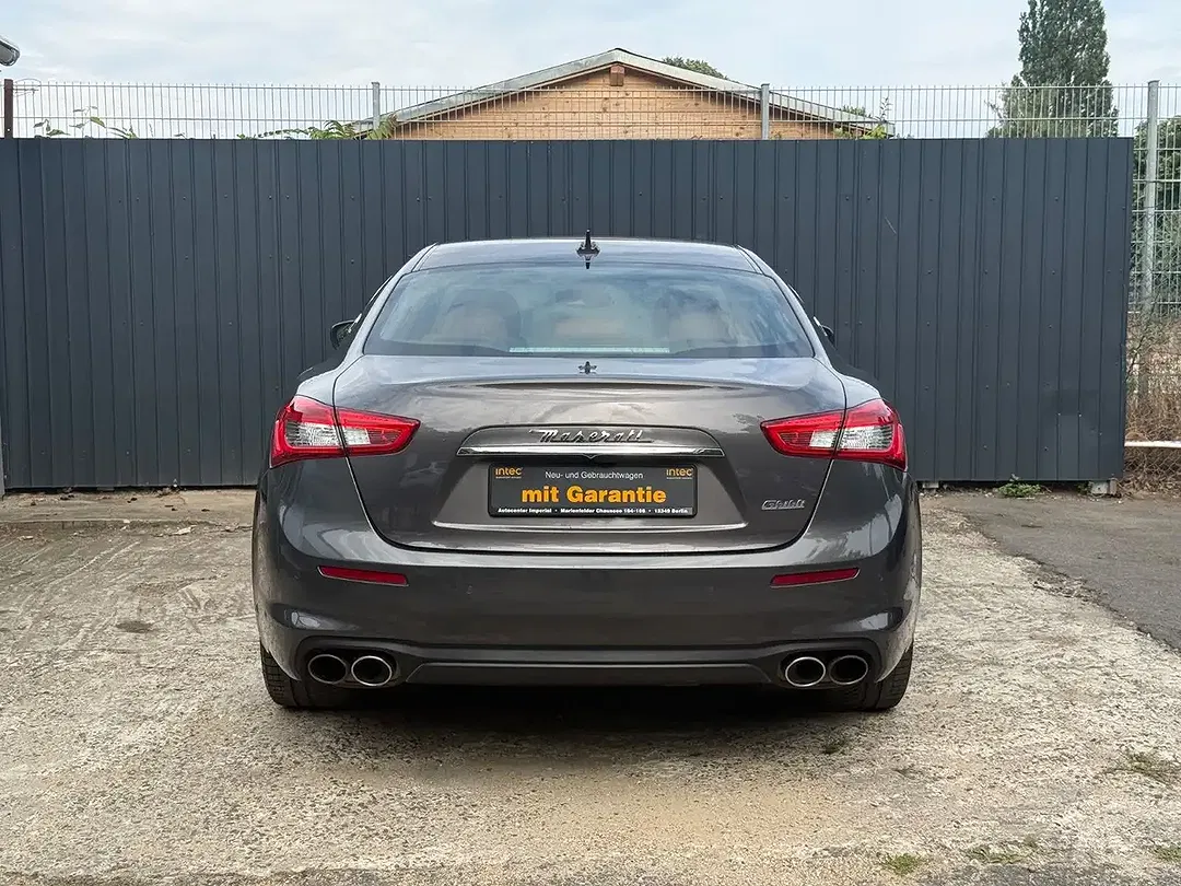 Maserati Ghibli - Thumbnail 5