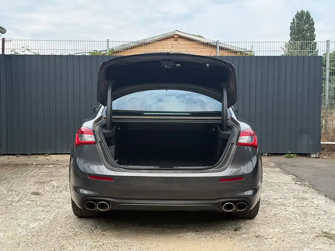 Maserati Ghibli - Thumbnail 6