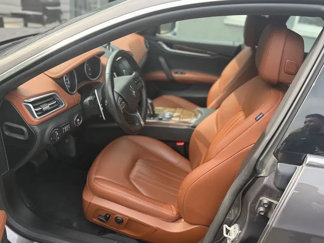 Maserati Ghibli - Thumbnail 8