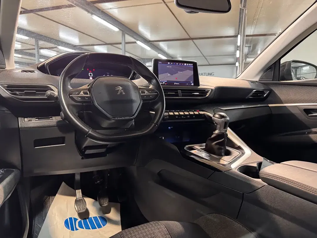 Peugeot 5008 - Thumbnail 10
