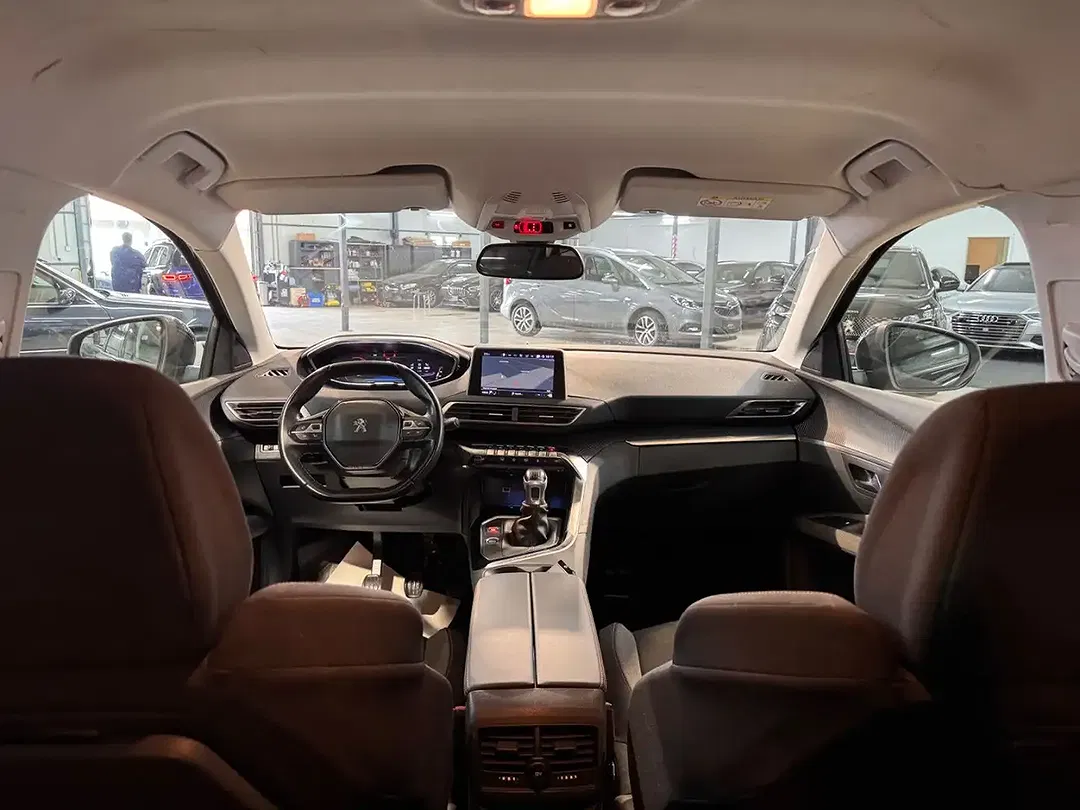 Peugeot 5008 - Thumbnail 11