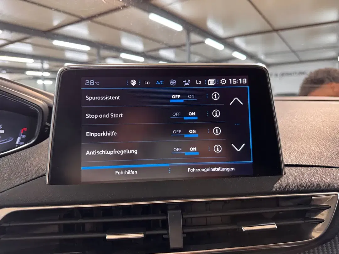 Peugeot 5008 - Thumbnail 15