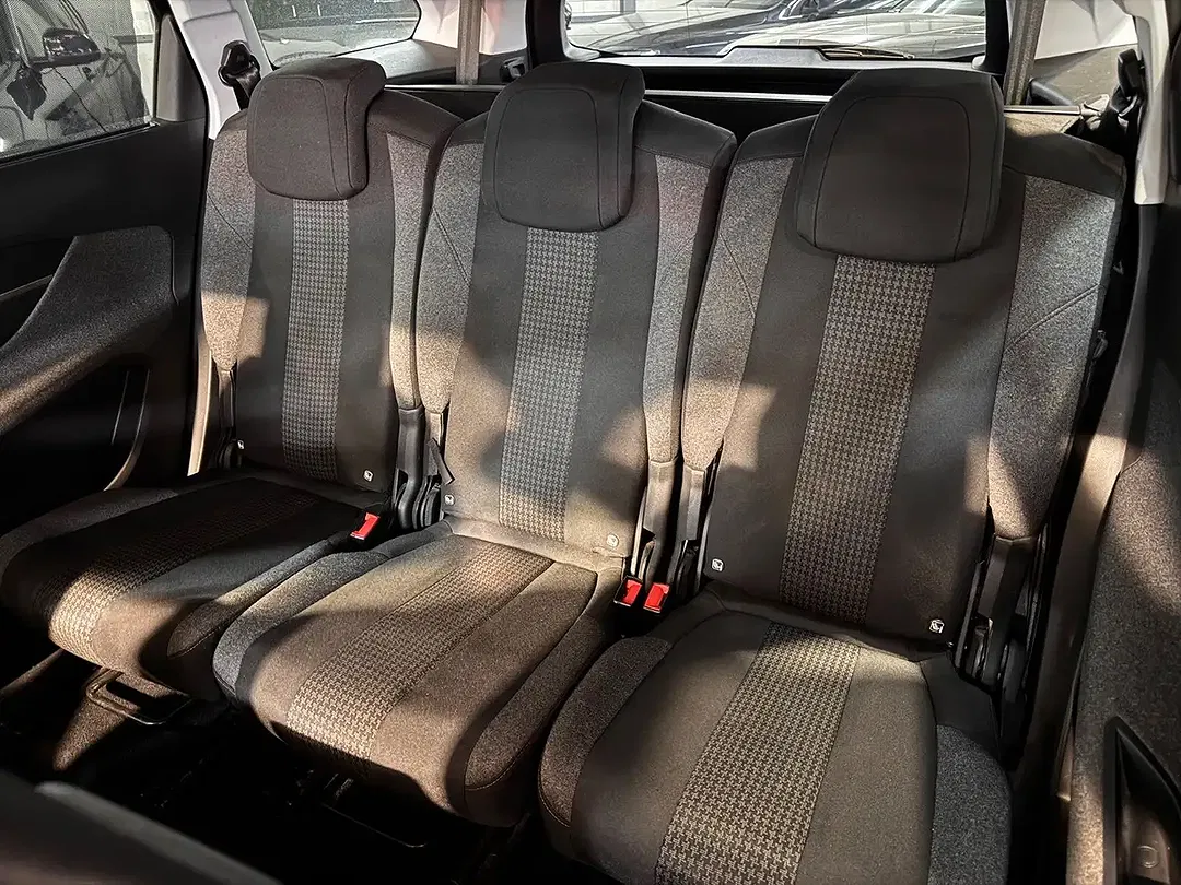 Peugeot 5008 - Thumbnail 8