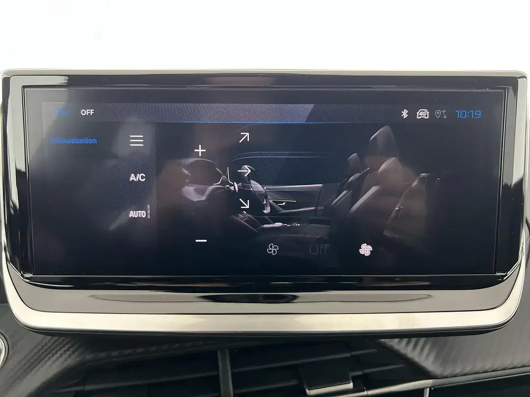Peugeot 2008 - Thumbnail 12