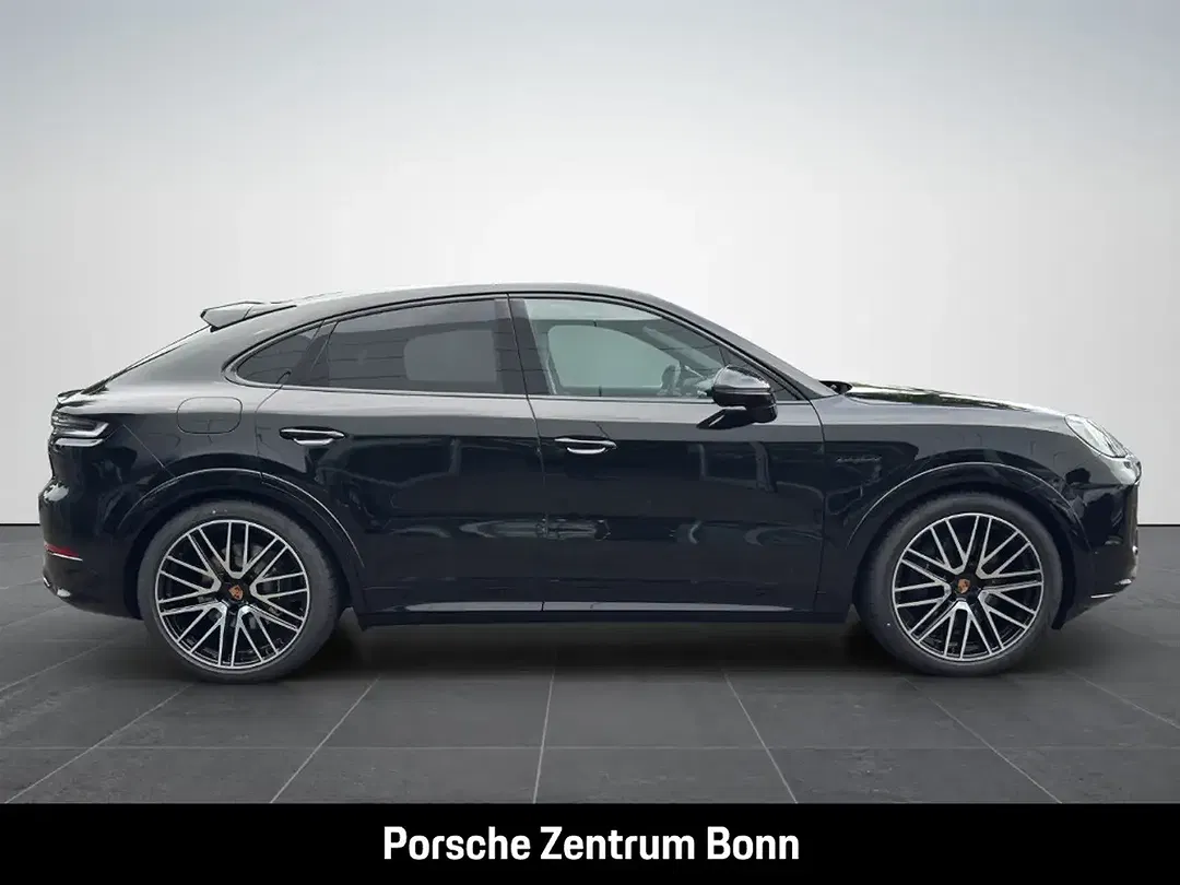 Porsche Cayenne - Thumbnail 4