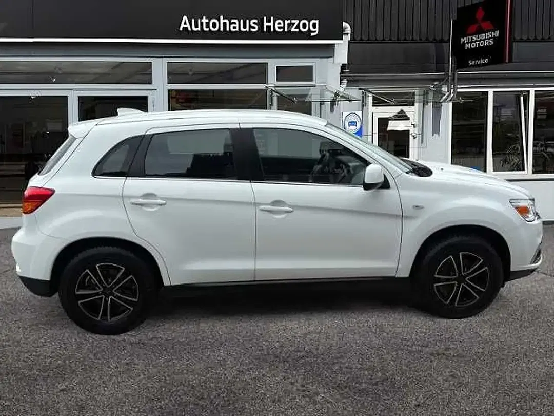 Mitsubishi ASX - Thumbnail 6