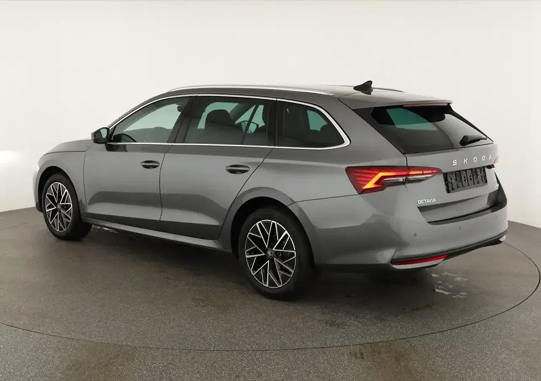 Skoda Octavia - Thumbnail 4
