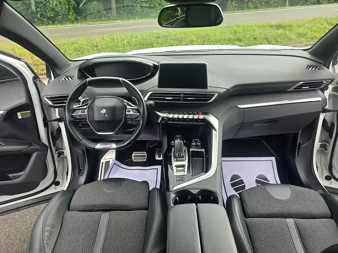 Peugeot 5008 - Thumbnail 11
