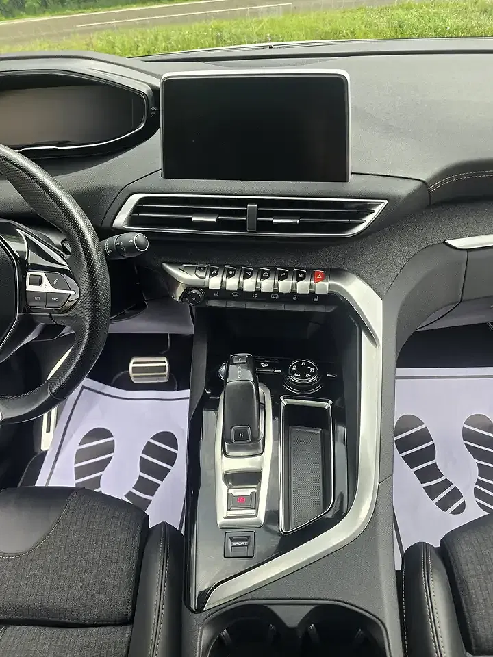 Peugeot 5008 - Thumbnail 12
