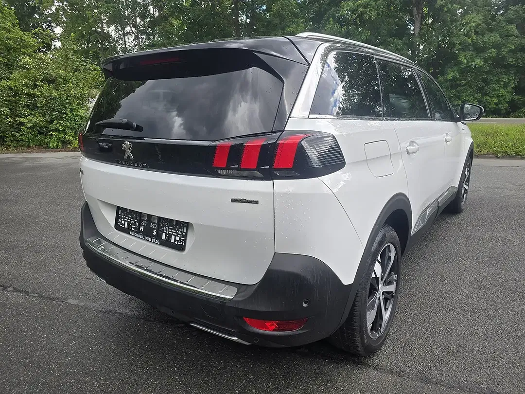 Peugeot 5008 - Thumbnail 6