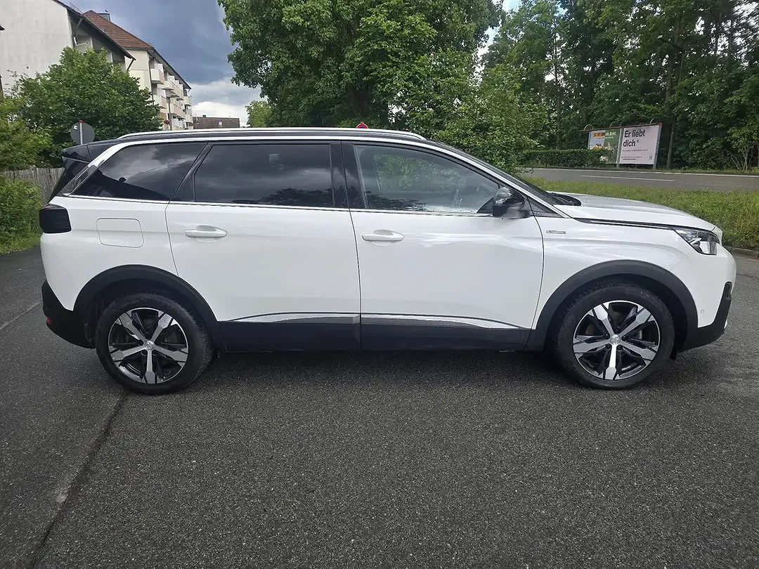 Peugeot 5008 - Thumbnail 7