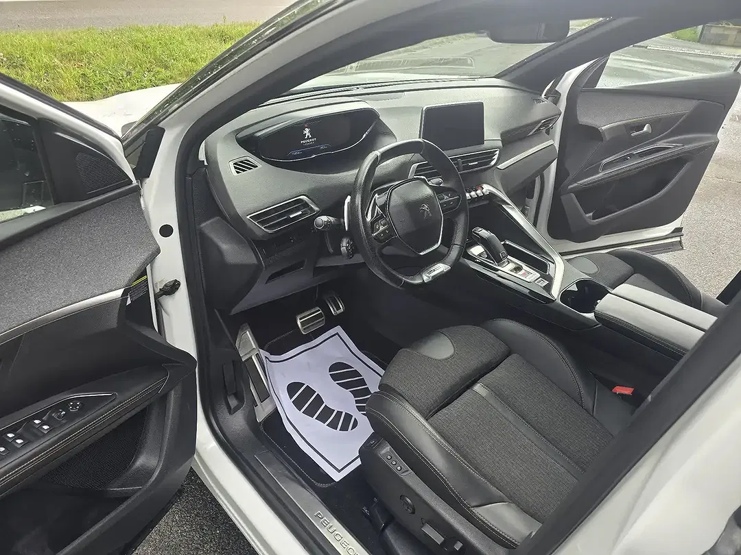 Peugeot 5008 - Thumbnail 9