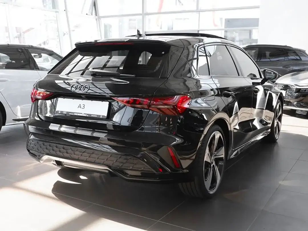 Audi A3 - Thumbnail 2