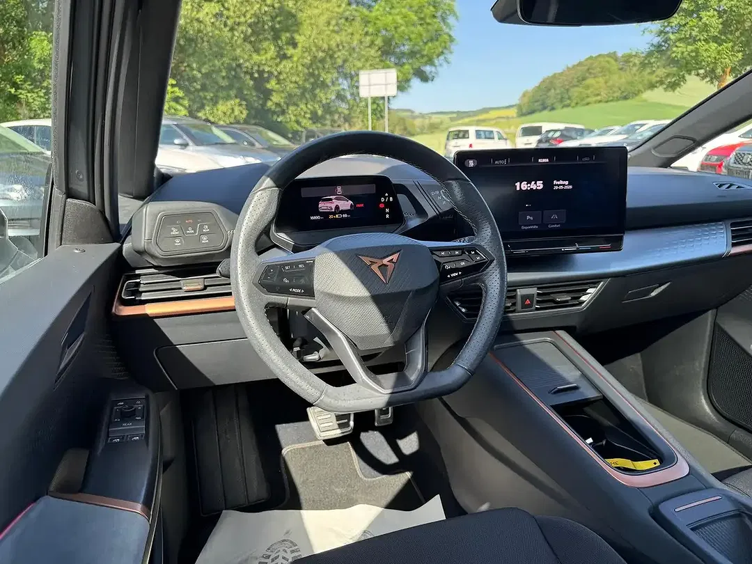 CUPRA Born - Thumbnail 14