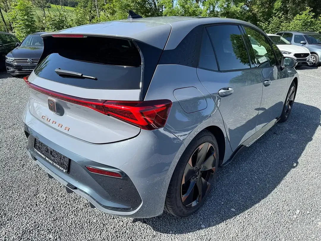 CUPRA Born - Thumbnail 6