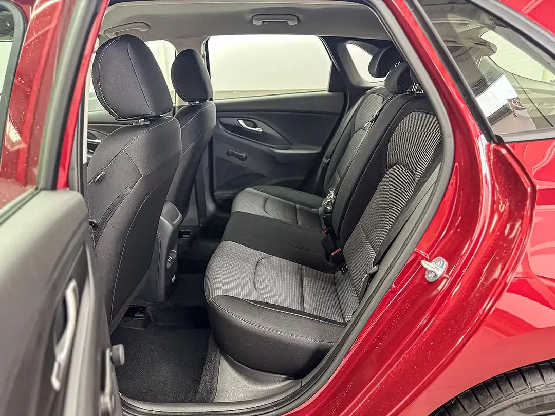 Hyundai i30 - Thumbnail 10