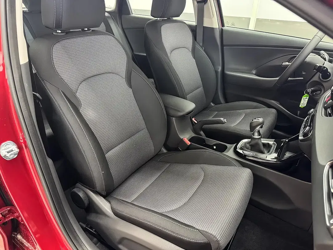 Hyundai i30 - Thumbnail 9