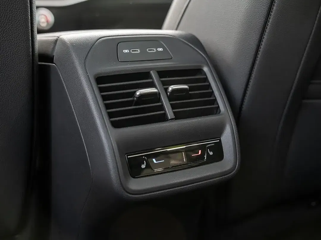 Skoda Superb - Thumbnail 8