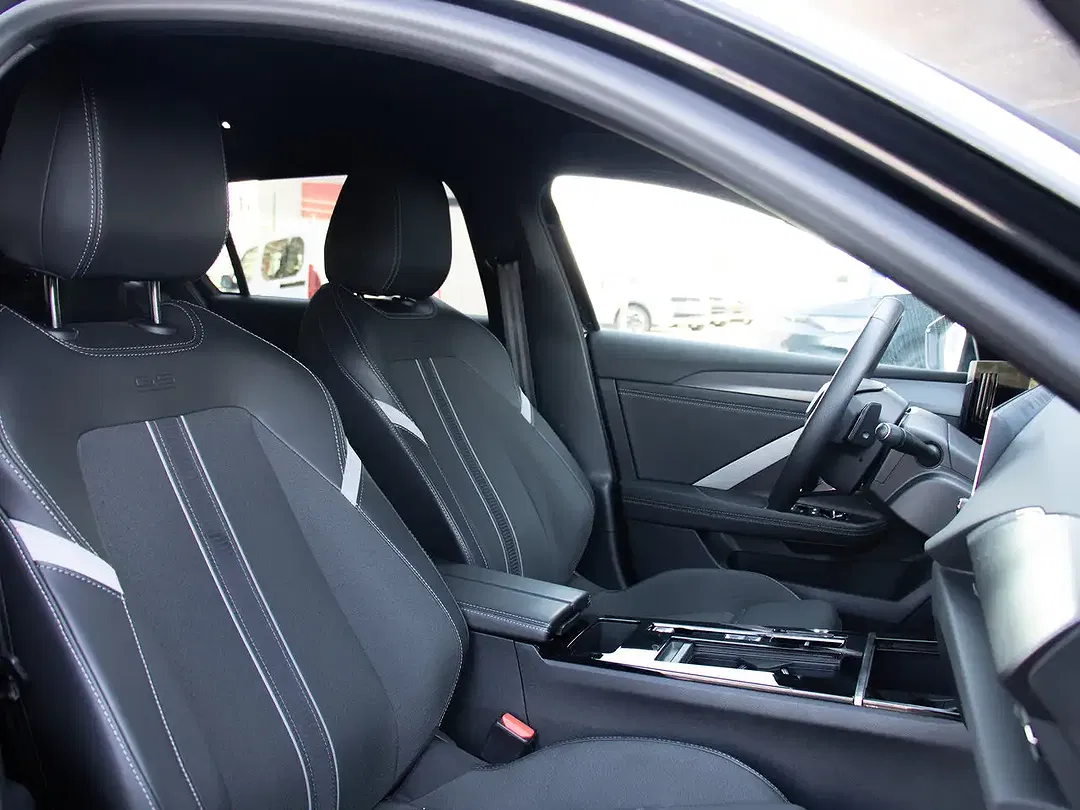 Opel Astra - Thumbnail 10